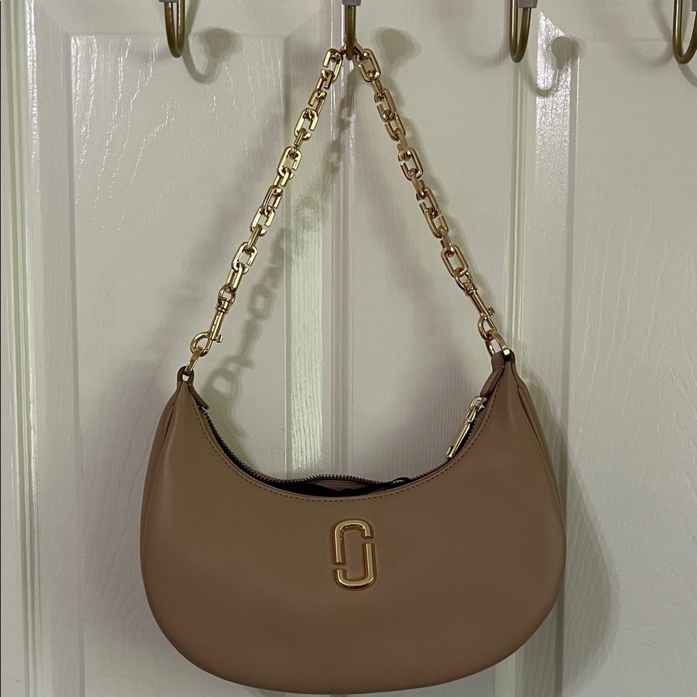 Marc Jacobs Beige Shoulder Bag with Gold Chain